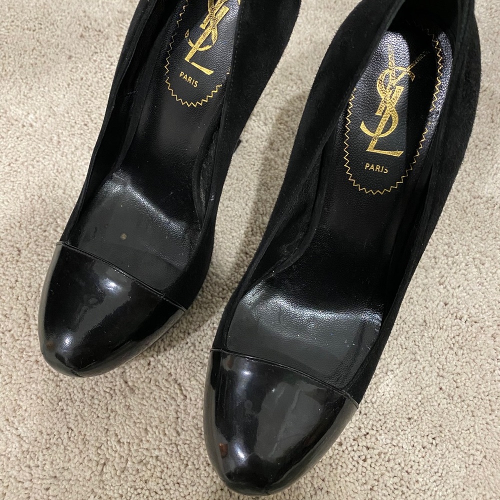 Shoes - Picture 2 of 3